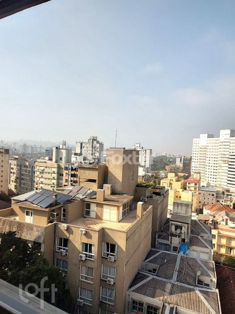 Image 9 - 886902