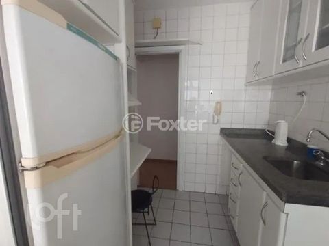 Image 3 - 886910
