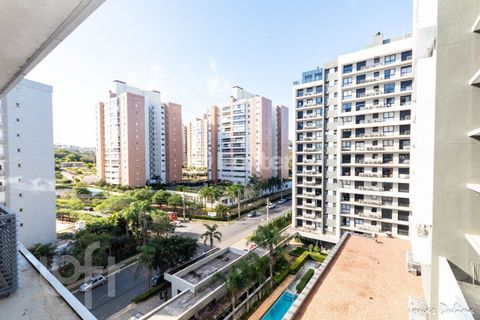 Image 19 - 886921