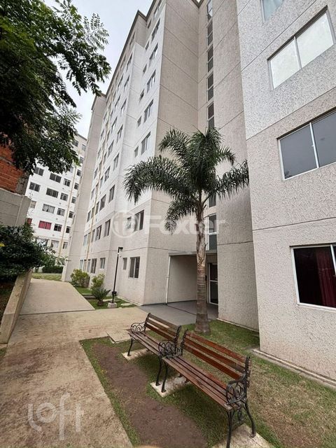 Image 8 - 886928