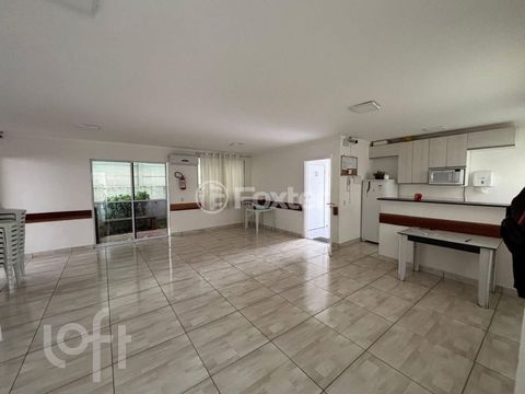 Image 3 - 886928