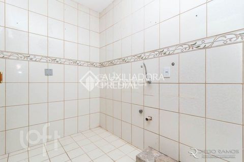 Image 9 - 886933