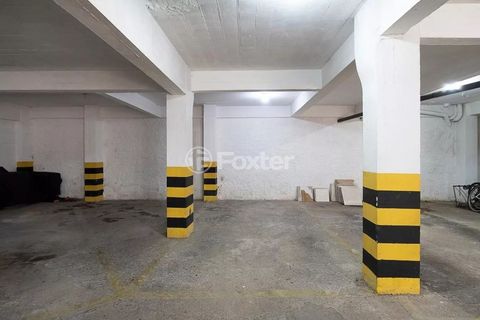 Image 7 - 886943