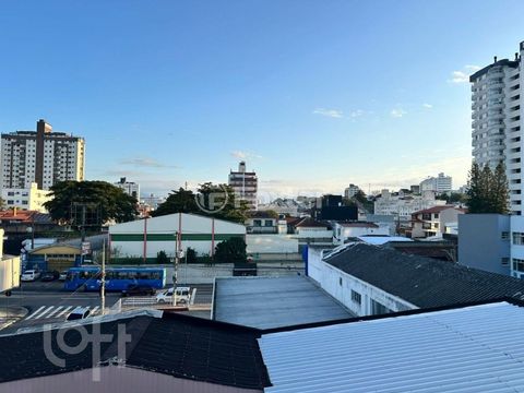 Image 14 - 886961