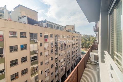 Image 6 - 886994