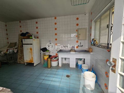 Image 2 - 886998