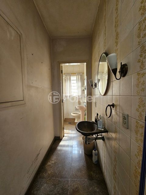 Image 3 - 886998