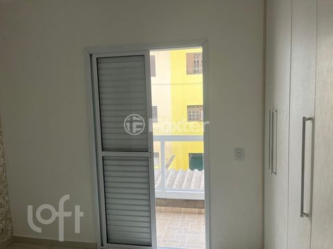 Image 7 - 887001