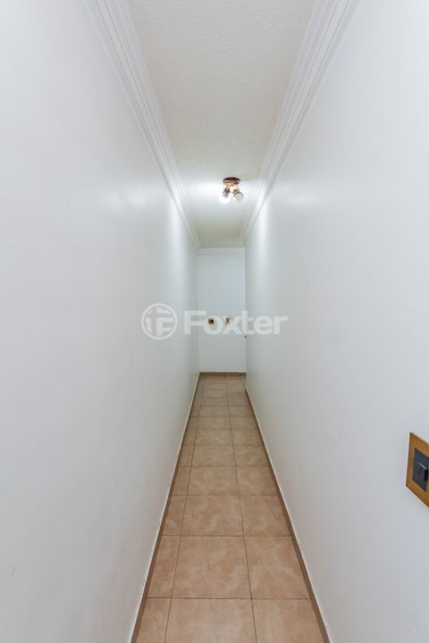 Image 8 - 887009