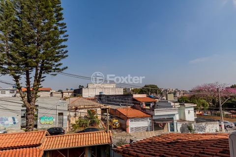 Image 3 - 887009