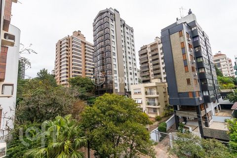 Image 6 - 887016