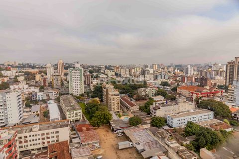 Image 15 - 887017