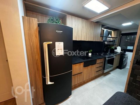 Image 7 - 887019