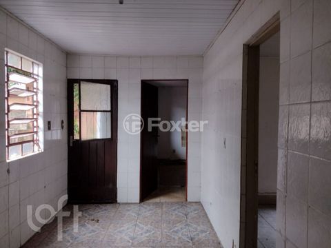 Image 6 - 887023