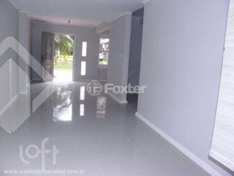 Image 4 - 887034