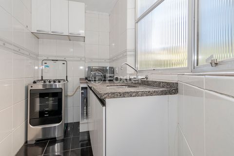Image 19 - 887115