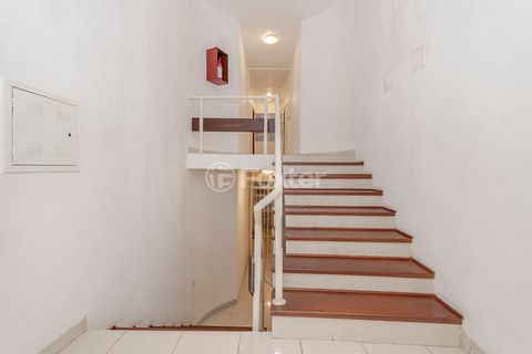 Image 7 - 887115