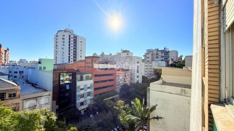 Image 9 - 887118