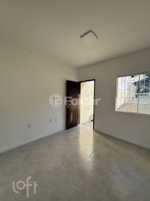 Image 3 - 887137