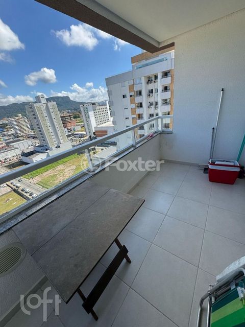 Image 7 - 887218
