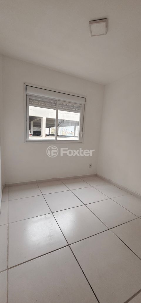 Image 3 - 887231