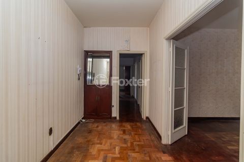 Image 7 - 887232