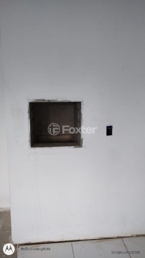 Image 8 - 887306