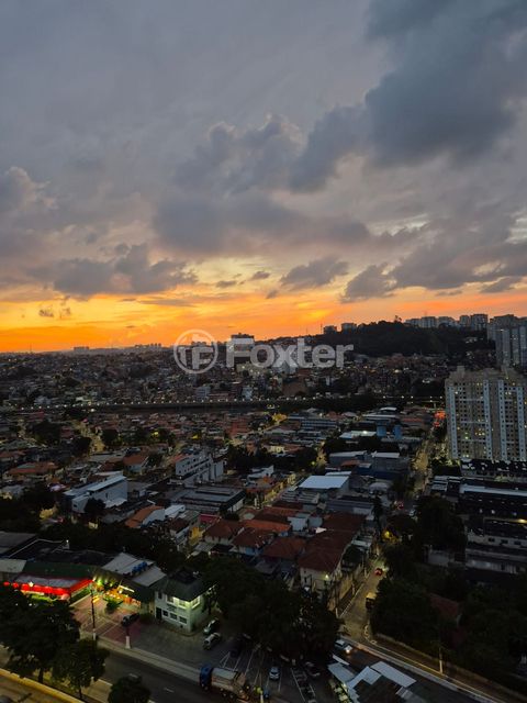Image 3 - 887350