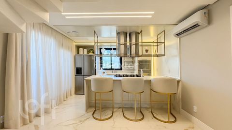 Image 9 - 887385