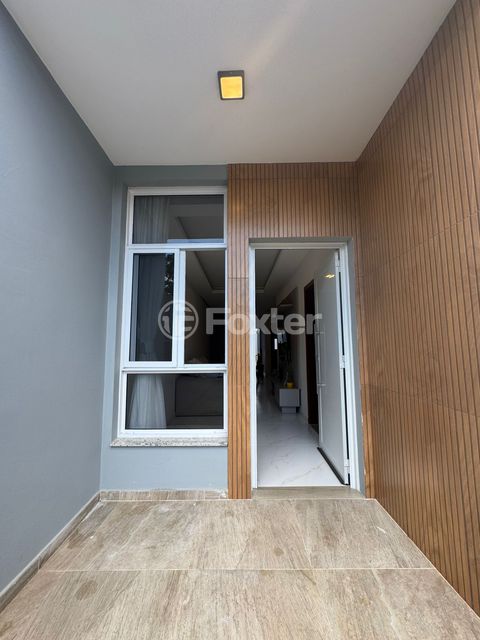 Image 1 - 887412