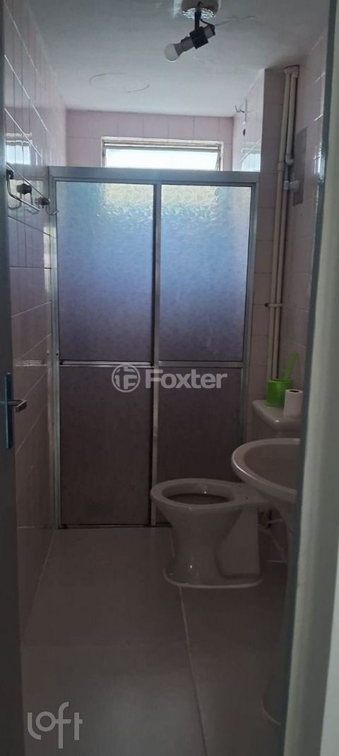 Image 7 - 887429