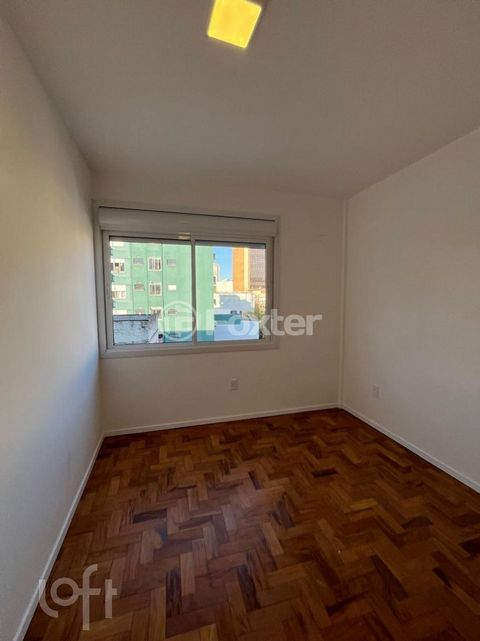 Image 7 - 887433