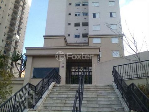 Image 1 - 887439
