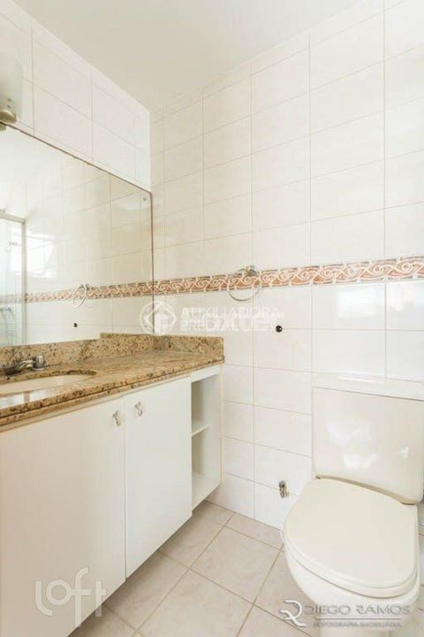 Image 7 - 887484