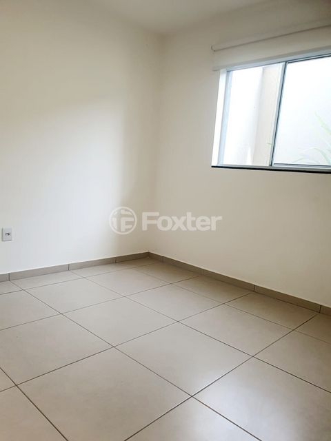Image 14 - 887489
