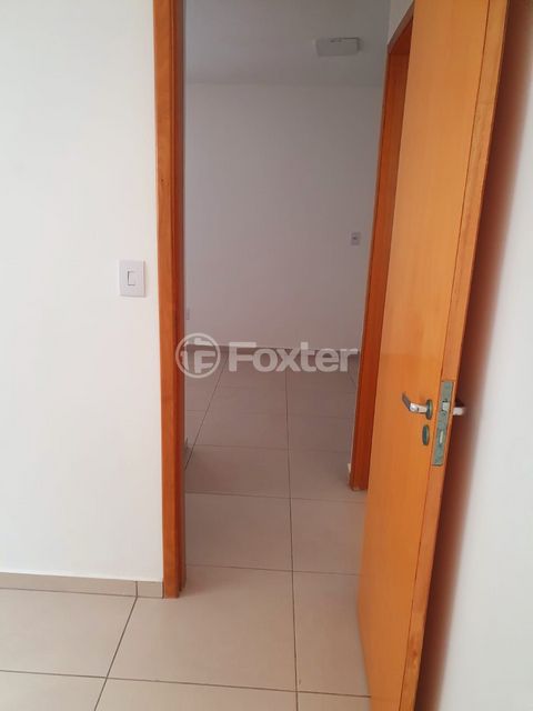 Image 9 - 887489