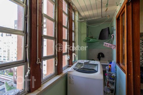Image 7 - 887492