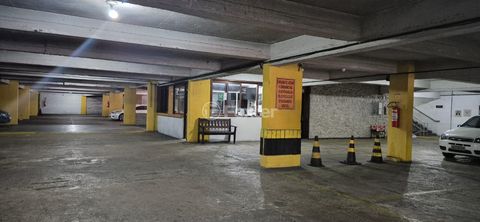 Image 8 - 887499