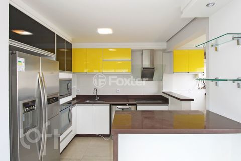 Image 11 - 887511