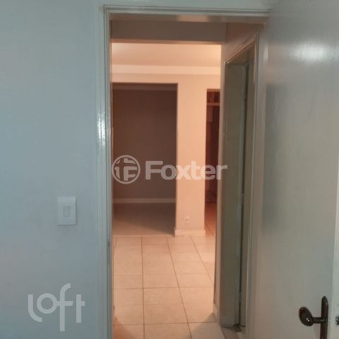 Image 7 - 887513