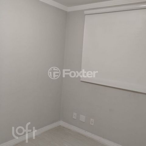 Image 10 - 887513