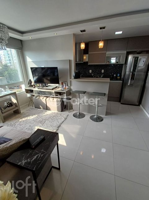 Image 2 - 887519
