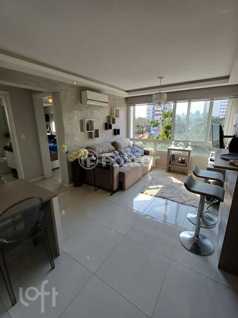 Image 13 - 887519
