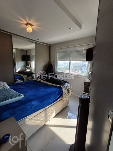 Image 7 - 887519