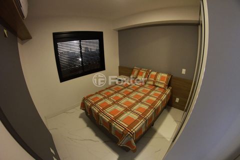 Image 9 - 887532
