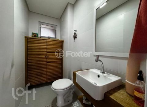 Image 7 - 887536