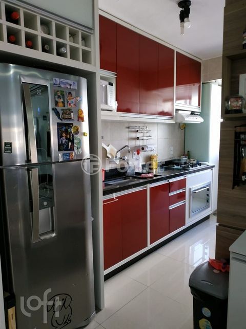 Image 10 - 887576