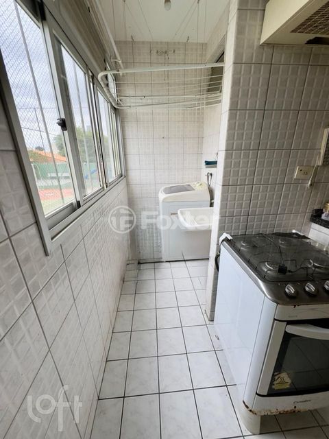 Image 5 - 887603