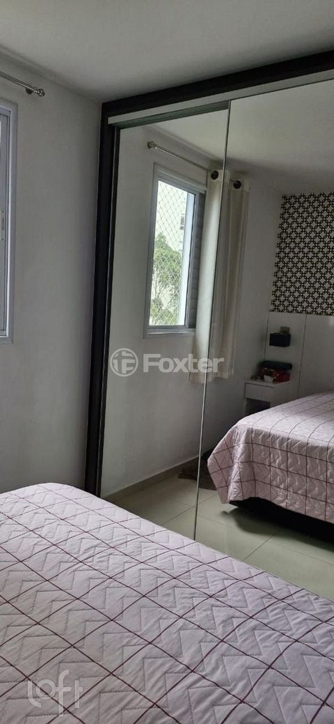 Image 9 - 887604
