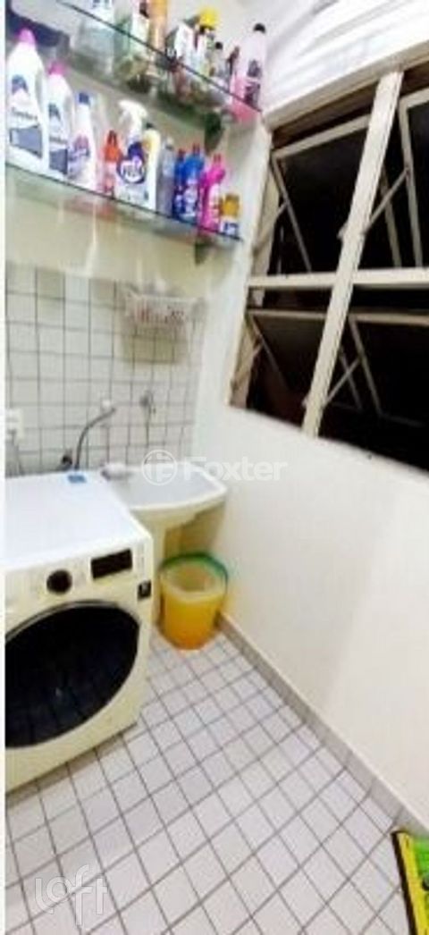Image 7 - 887613